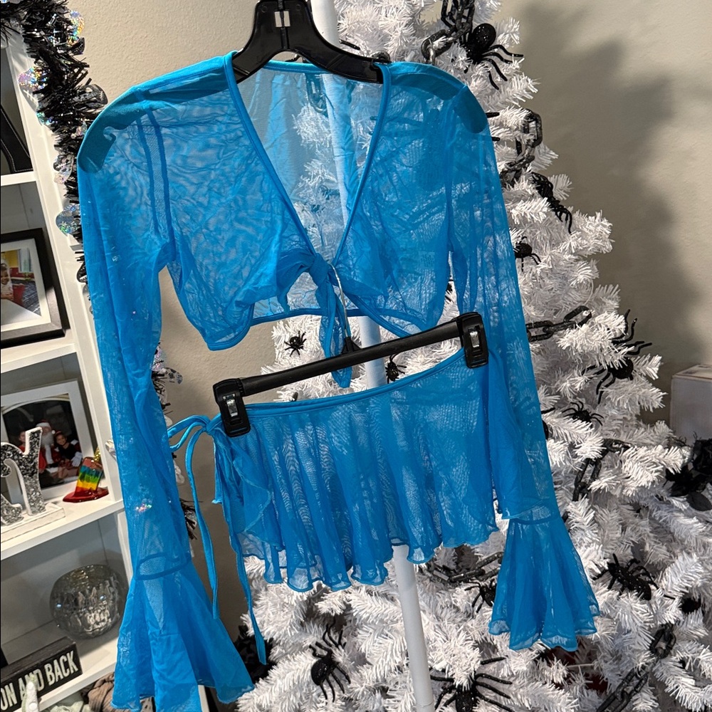 Temptations Vibrant Blue Sheer Set
